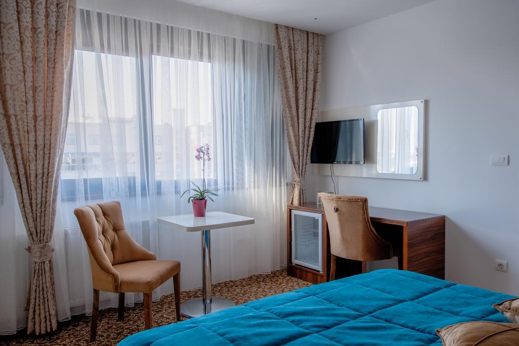 New Hotel อิลิดชา ภายนอก รูปภาพ