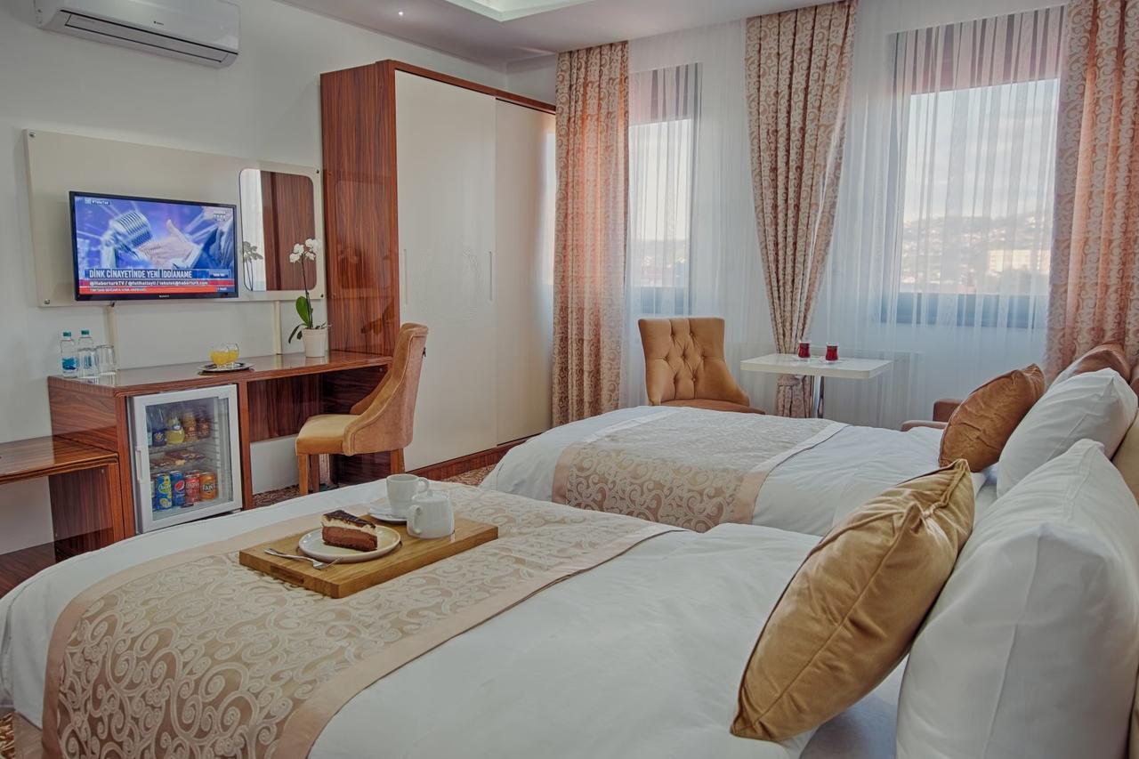New Hotel อิลิดชา ภายนอก รูปภาพ