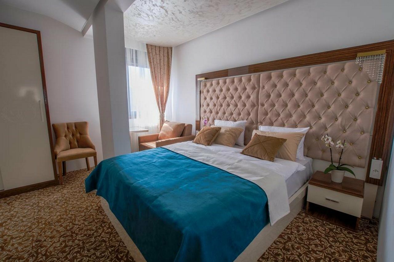 New Hotel อิลิดชา ภายนอก รูปภาพ